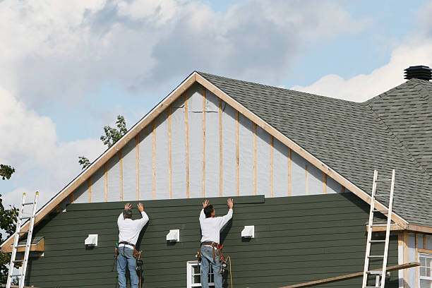 Professional Emergency Siding Repair technician working in Randleman, NC